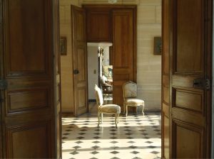 CHATEAU DE LA CHESNAIE / SALON DE MUSIQUE